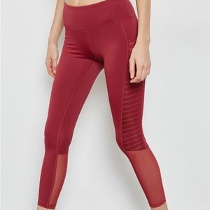 Reebok maroon mesh leggings size medium
